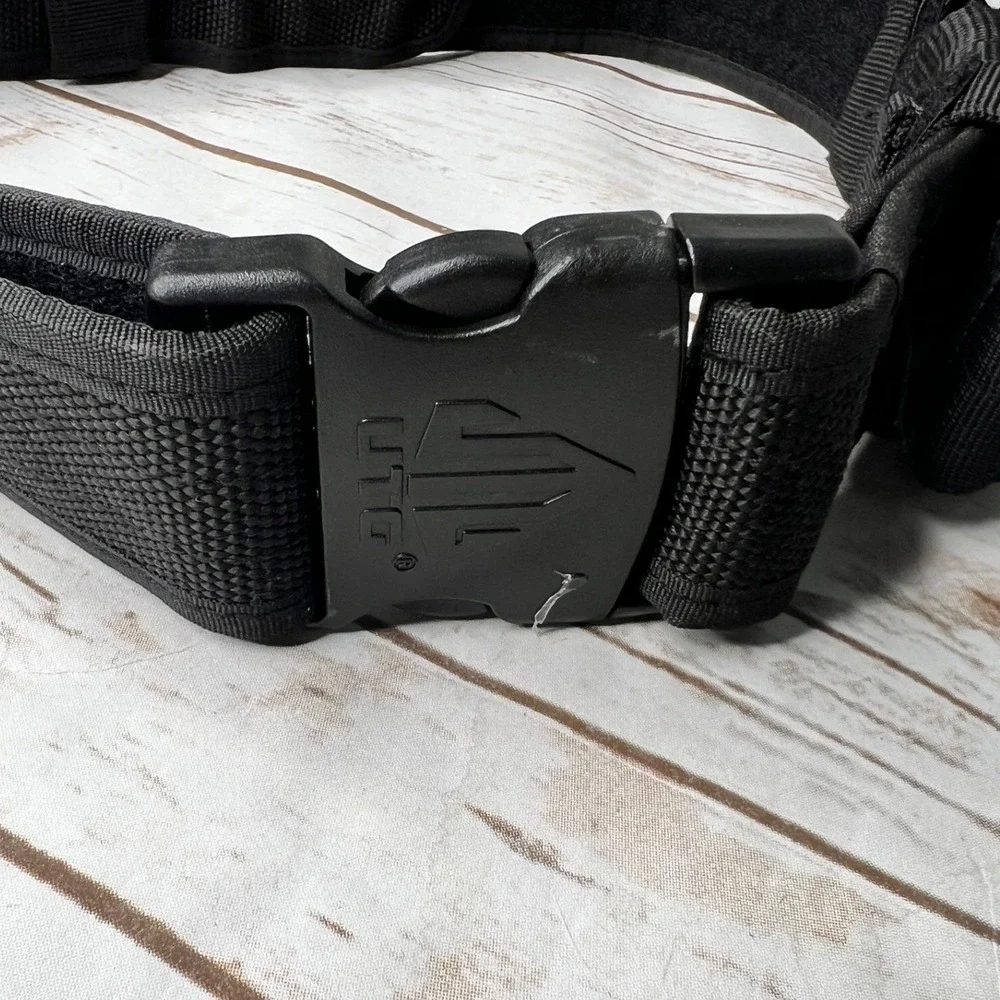 UTG Tactical Duty Belt Black Adjustable Nylon with Mag Pouches One Size